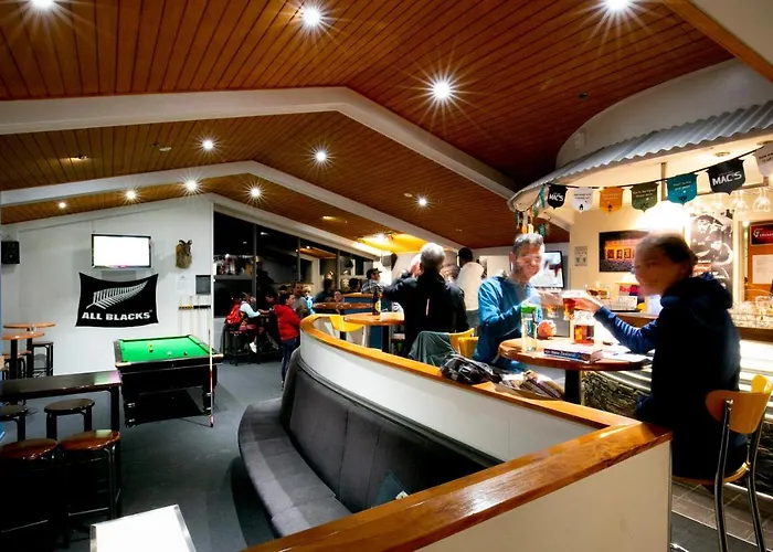 Mt Cook Lodge And Motels